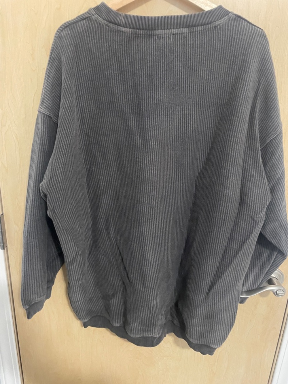 aerie Oversized Ribbed Crewneck Sweatshirt in Charcoal M - Picture 3 of 8